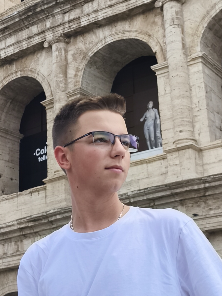 Széll Ábel Levente 